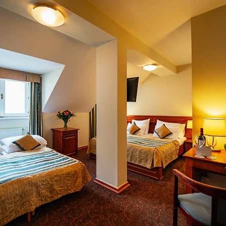 Hotel U Divadla - Czech Leading Hotels Praha Eksteriør bilde
